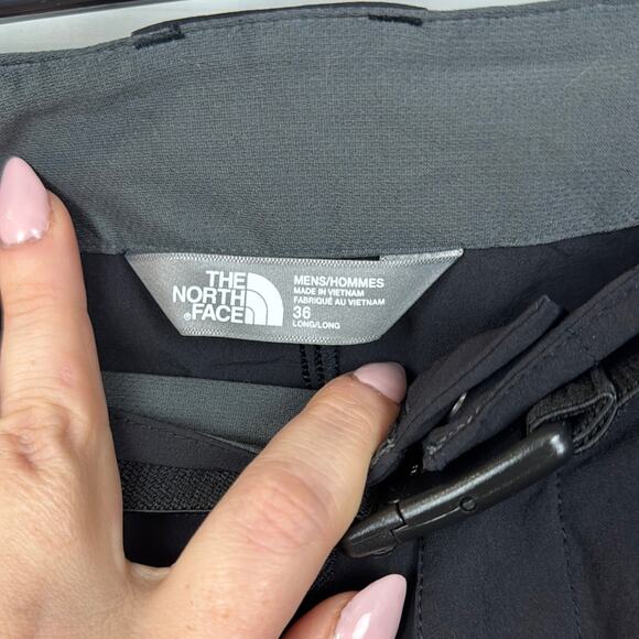 The North Face Black Cargo Pants with Straight Leg Fit - Picture 2 of 8